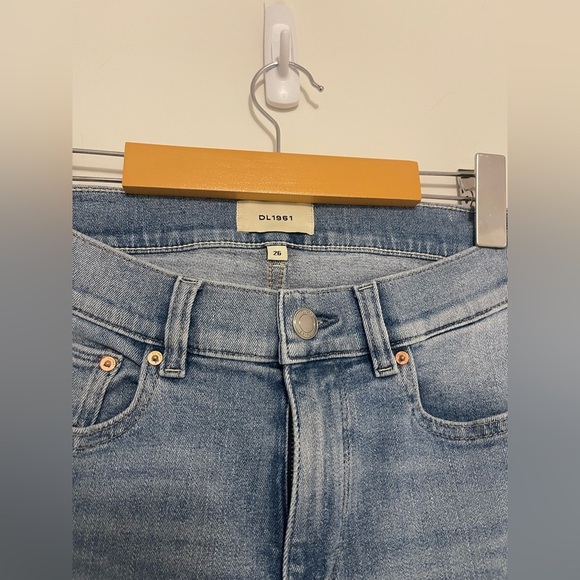 DL1961 Mara straight Light Blue crop Jeans premium sustainable denim 26 - Picture 4 of 7